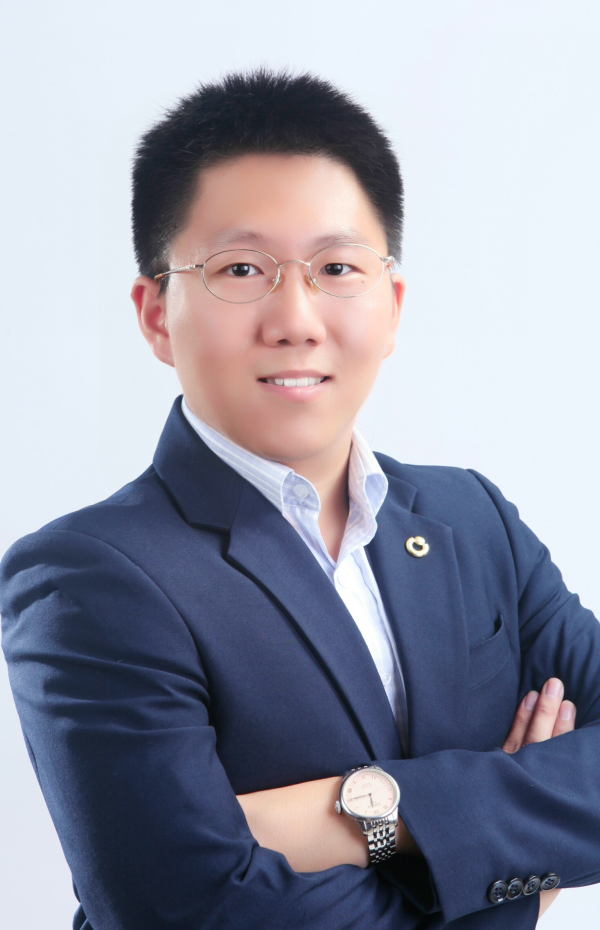本期主讲人徐敬照片